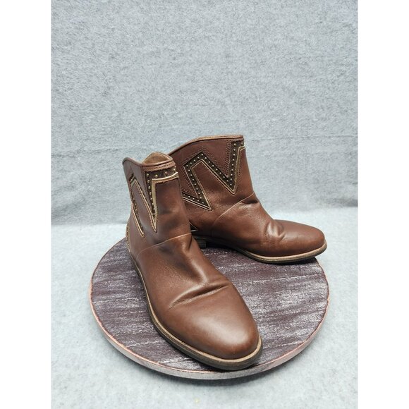 UGG Lars Brown Leather Starburst Studded Ankle Boots size 7 - Picture 1 of 13